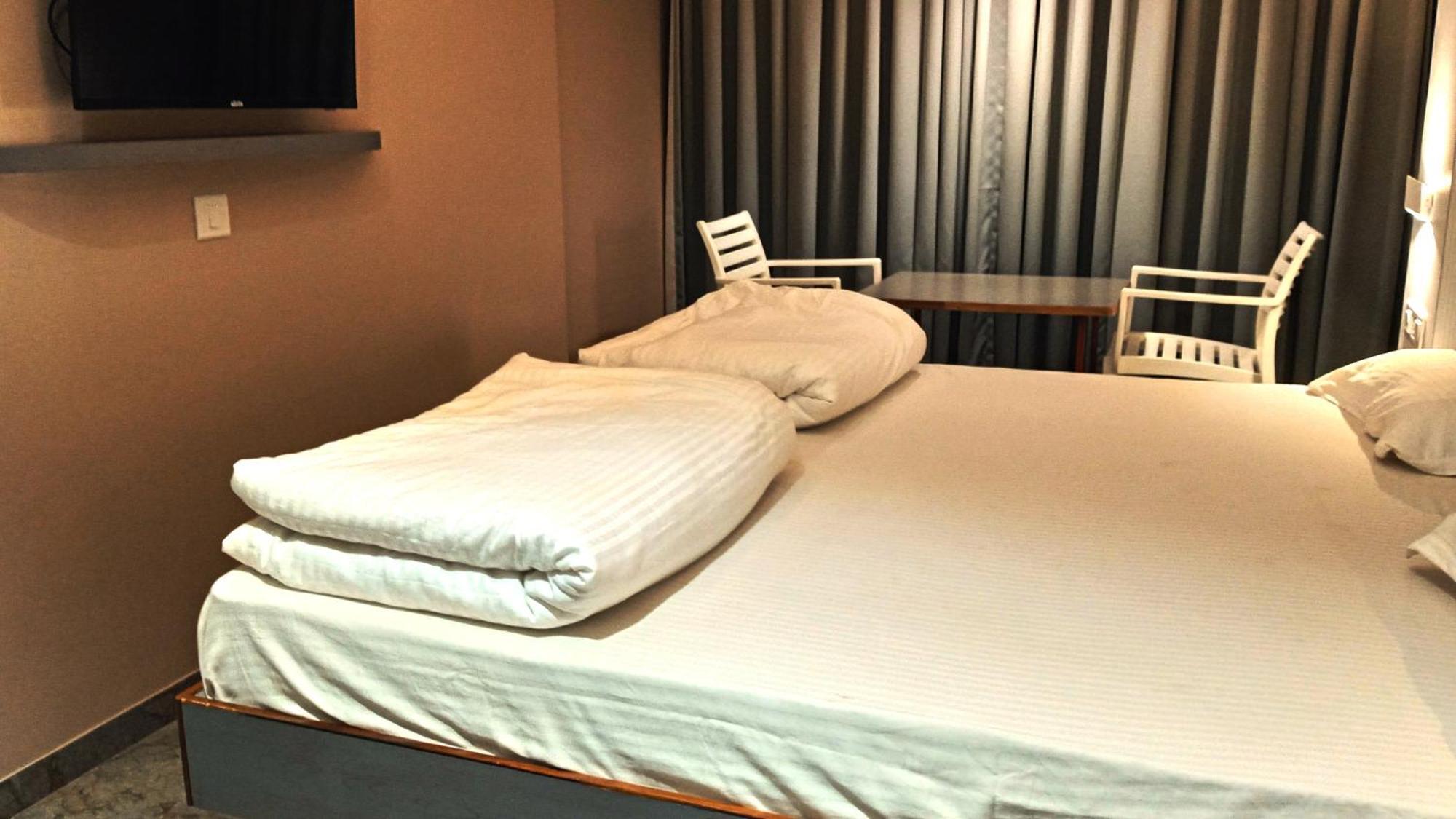 Hotel Ramniwas Jālgaon Exteriér fotografie